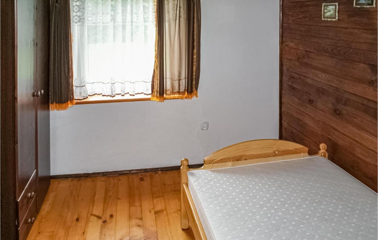 4 Bedroom Amazing Home In Biskupiec Biesowko Luaran gambar