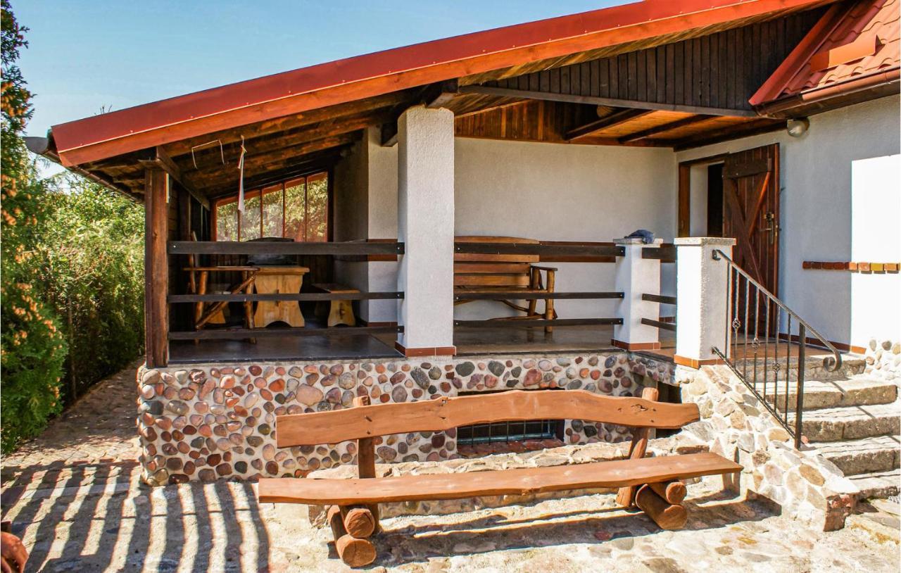 4 Bedroom Amazing Home In Biskupiec Biesowko Luaran gambar
