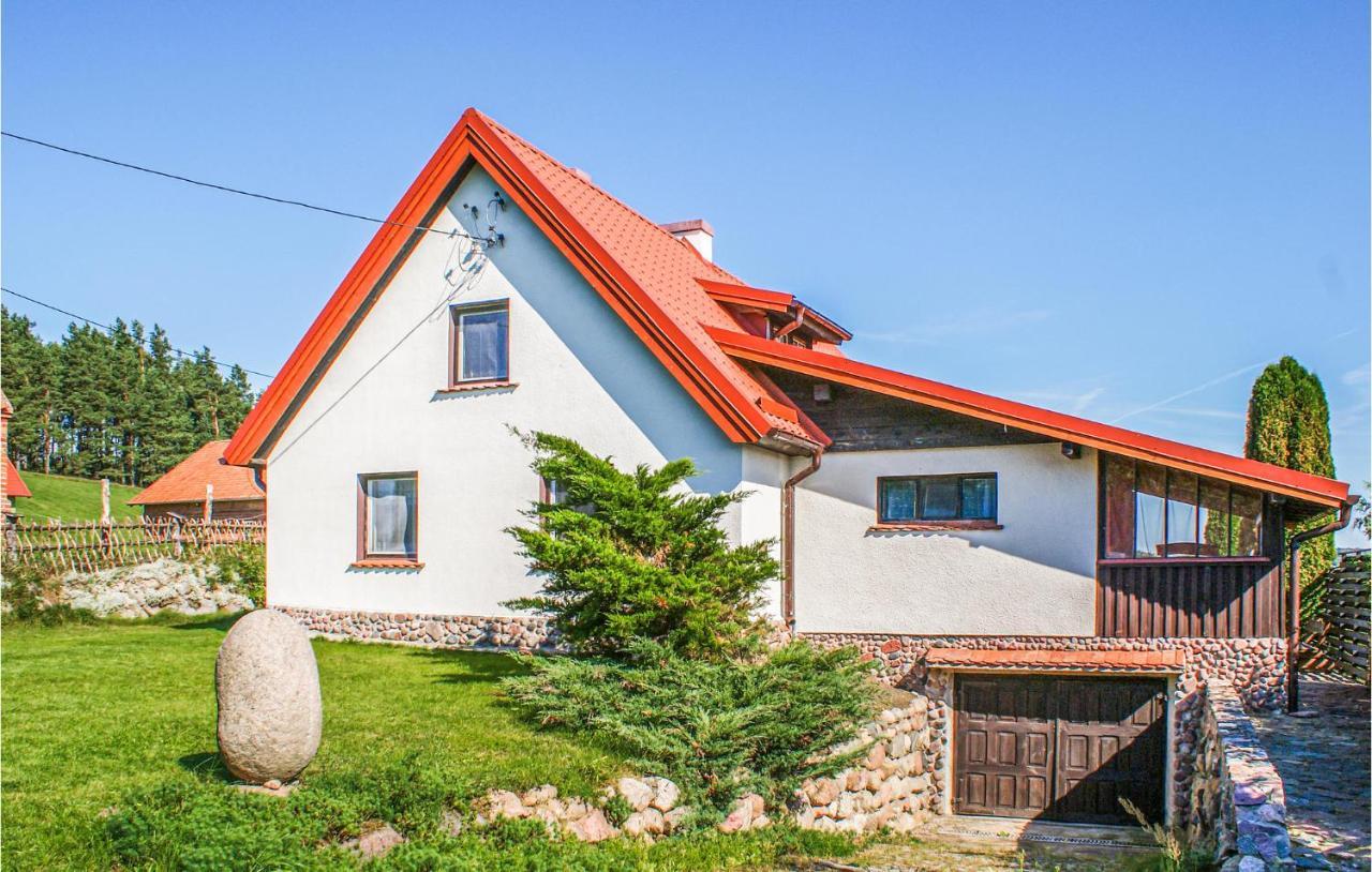 4 Bedroom Amazing Home In Biskupiec Biesowko Luaran gambar